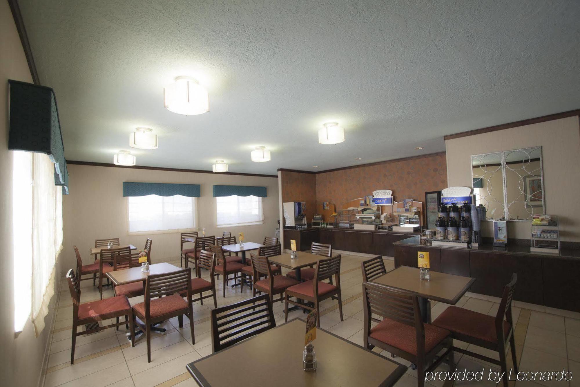 Holiday Inn Express Hotel & Suites Albuquerque - North Balloon Fiesta Park By Ihg Exterior photo